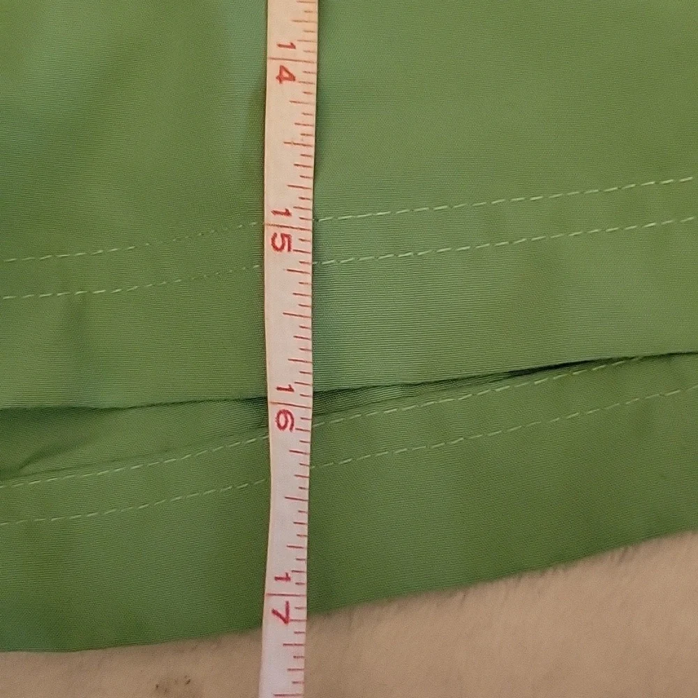 Women's Shorts By Life Is Good Ize Medium. - Picture 9 of 10